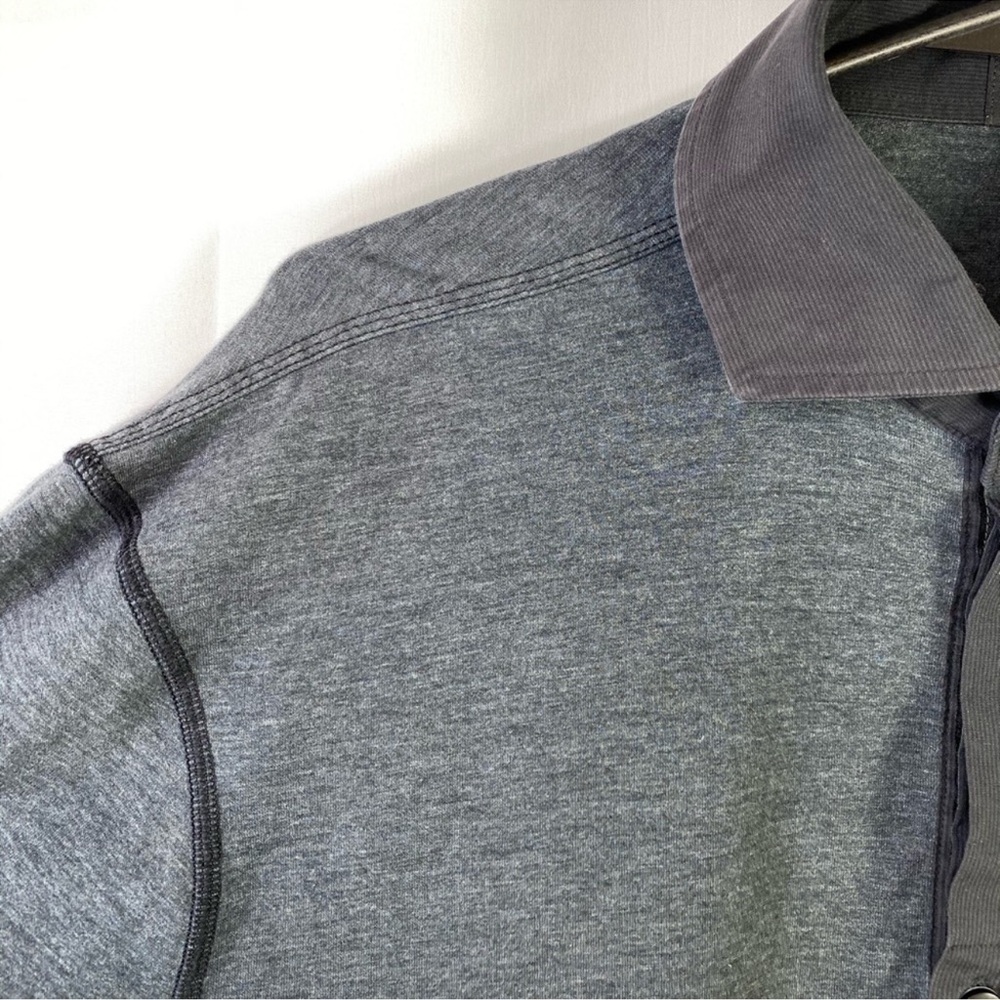 lululemon athletica Men's Gray Polo Shirt - Picture 6 of 12
